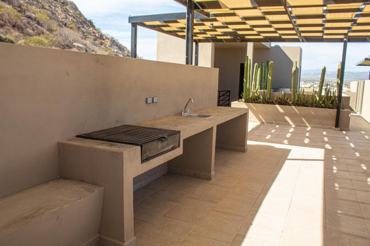 New Condo W/Rooftop Pool & View Cabo San Lucas Dış mekan fotoğraf